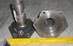 Крышка подшипника первичного вала КПП HW18709 AZ2203020106