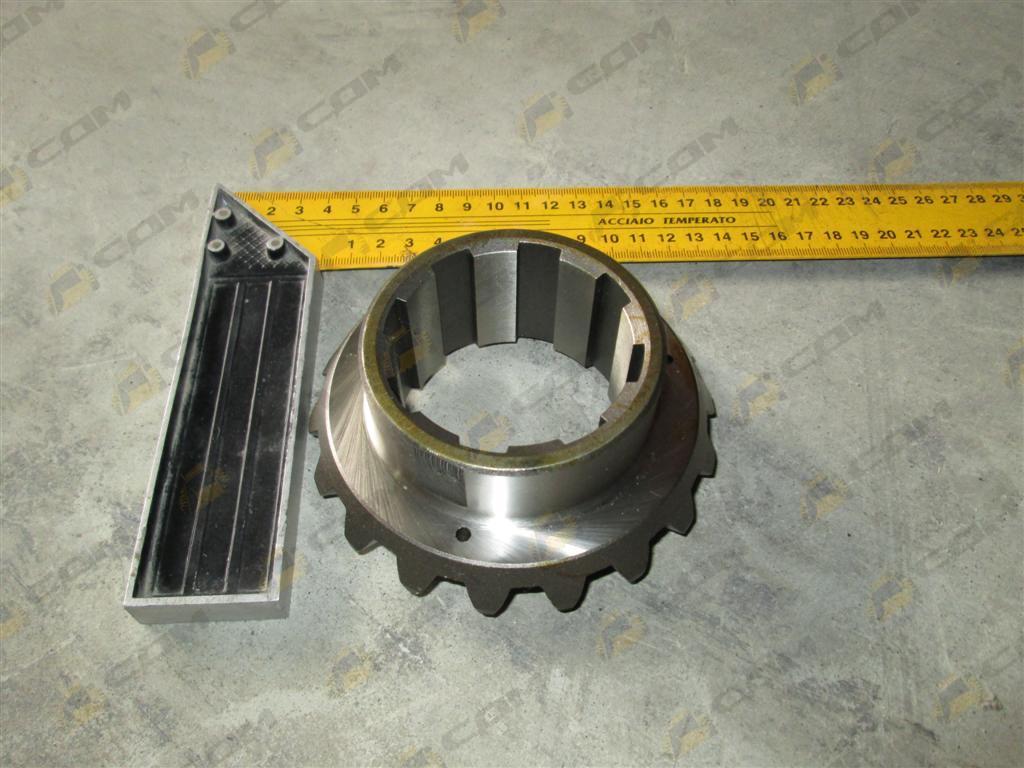 Шестерня полуоси (задняя) 199014320059